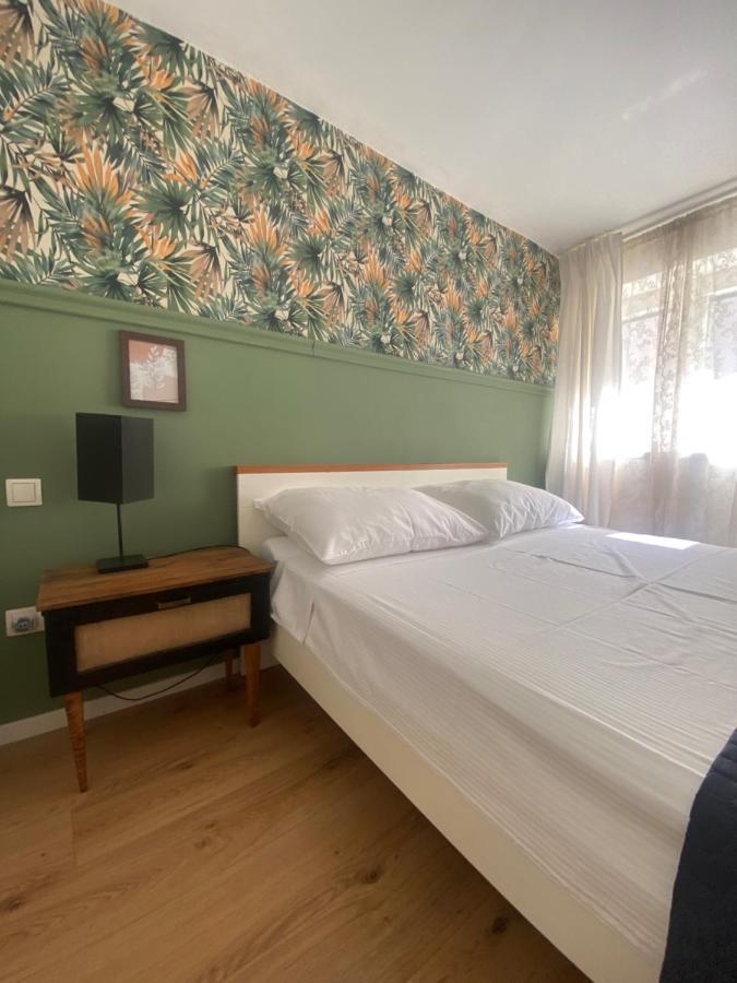Apartman Oleandar Kastela Luaran gambar