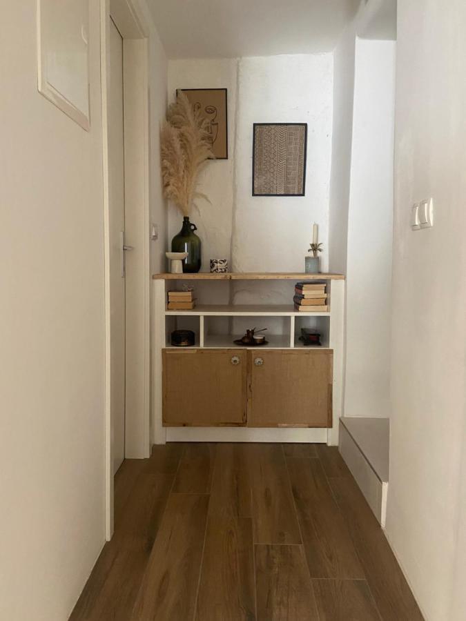 Apartman Oleandar Kastela Luaran gambar